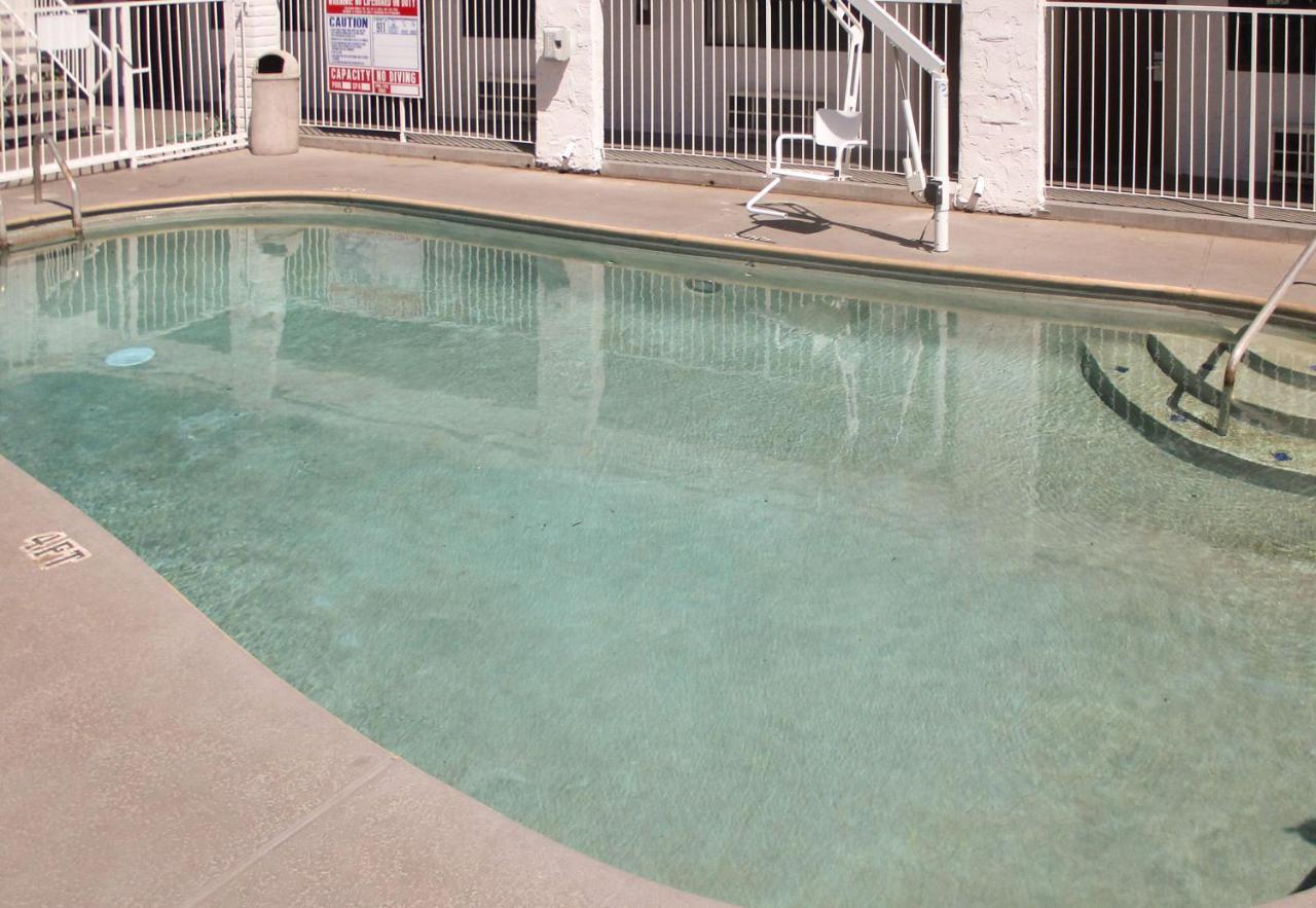 Motel 6-Fresno, Ca Eksteriør billede