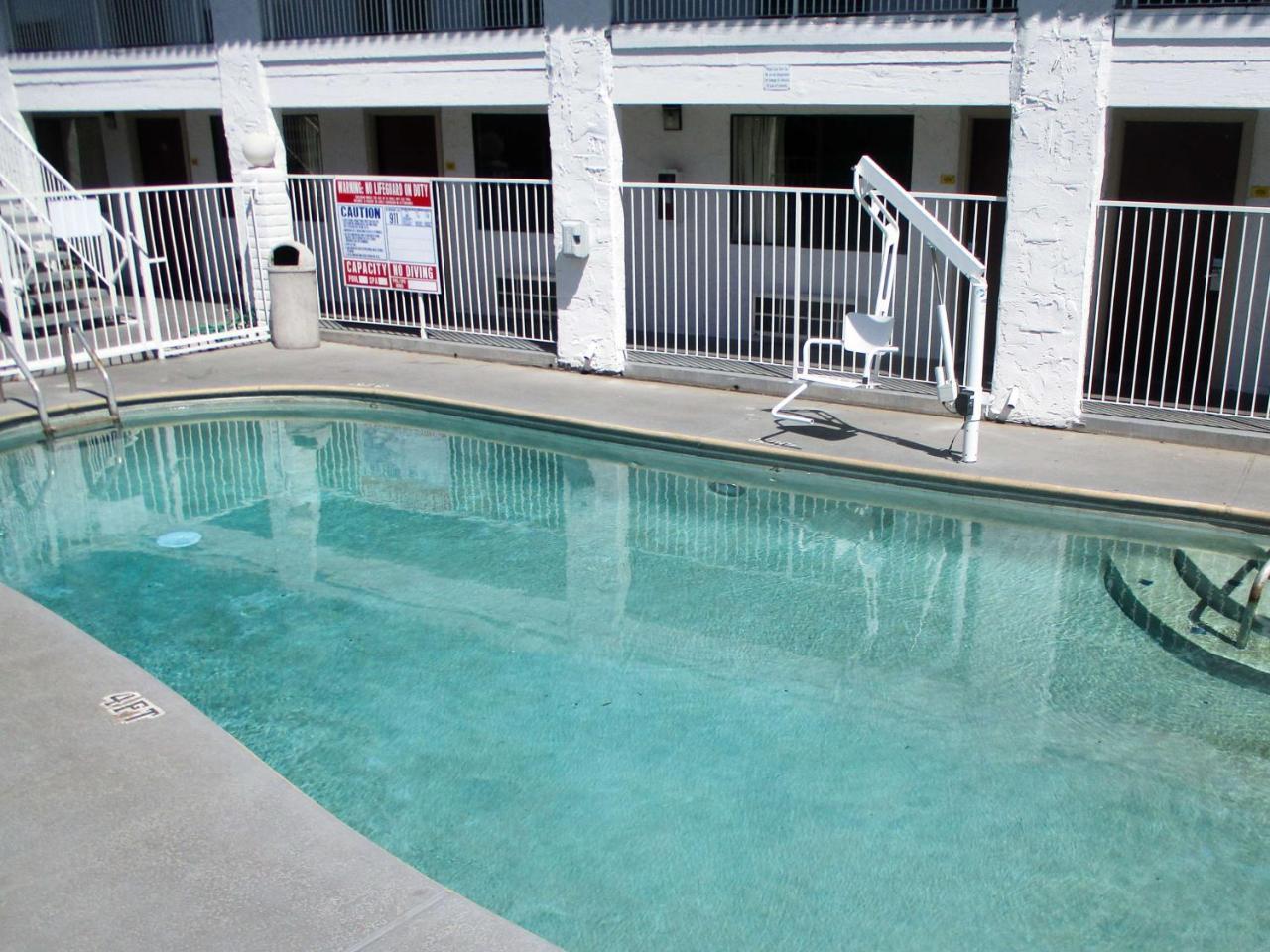 Motel 6-Fresno, Ca Eksteriør billede